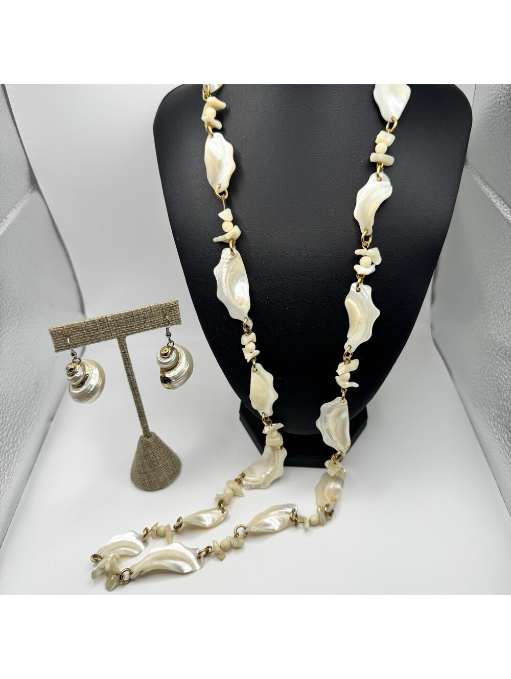 Vintage Mother of Pearl Shell Necklace and Earrings Set